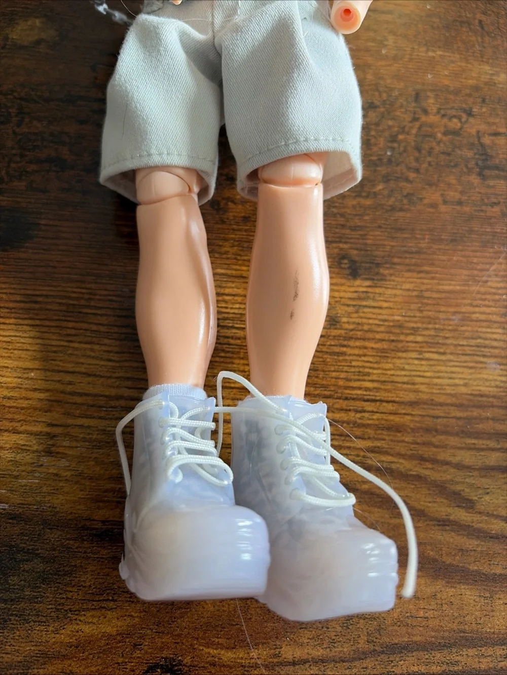Rainbow High Aidan Russel Doll 11” MISSING HAND